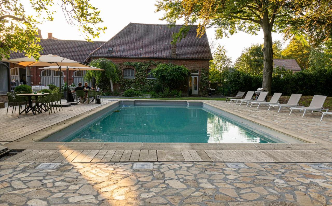 Relais M B&B Frasnes-lez-Anvaing Exterior foto
